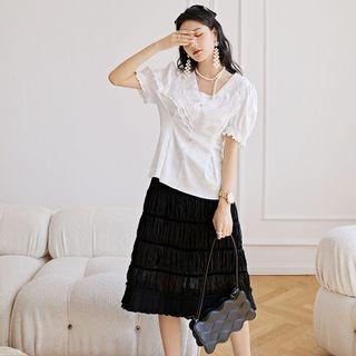 Puff-sleeve Lace Trim Ruffled Blouse / Crinkle Midi A-line Skirt