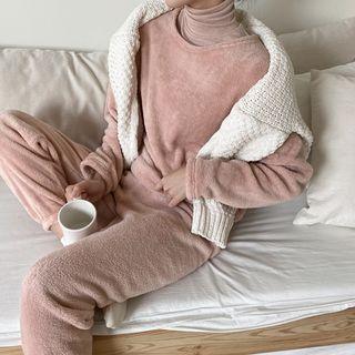 Lounge Set: Fleece Top + Jogger Pants