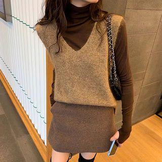 Set: Plain Long-sleeve T-shirt + Knit Vest + -a-line Skirt