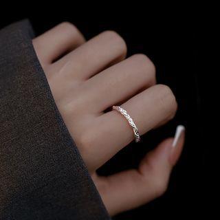Twisted Alloy Ring Silver - One Size