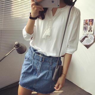 Tasseled Long-sleeve Top