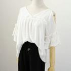 Ruffled V-neck Elbow-sleeve Top