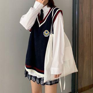 Embroidered Vest / Long Sleeve Shirt / Pleated Skirt