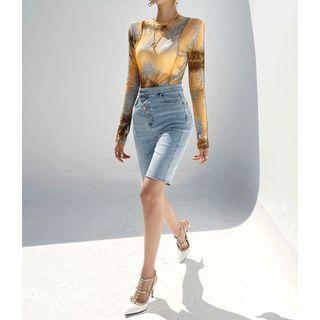 Diagonal Button Denim Shorts
