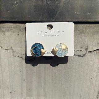 Asymmetrical Stud Earring 1 Pair - Gray - One Size