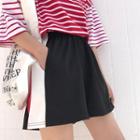 Elastic-waist Color-block Striped Loose-fit Shorts