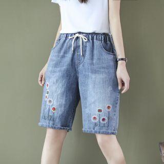 Floral Embroidered Straight Cut Denim Shorts