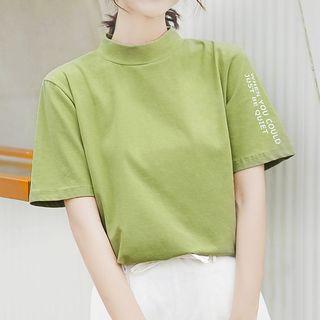 Short-sleeve Mock Neck Lettering T-shirt
