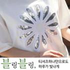 Elbow-sleeve Flower-sequined T-shirt
