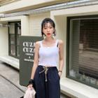 Sleeveless Cropped Light Knit Top