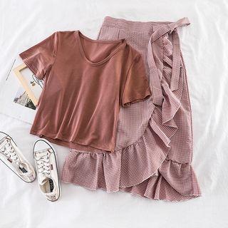 Set: V-neck T-shirt + Plaid Ruffle-trim Skirt