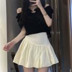 Short-sleeve Off Shoulder Top / Mini A-line Skirt