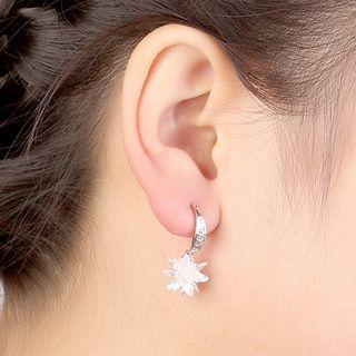 Snowflake Dangle Earring