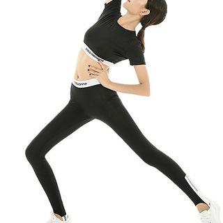 Set: Short-sleeve Lettering Crop Top + Lettering Leggings