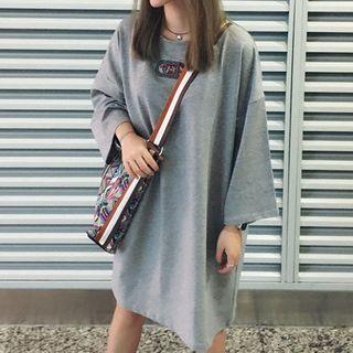 Lettering Long Sleeve T-shirt Dress