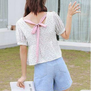 Puff-sleeve Floral Print Lace Trim Cropped Top