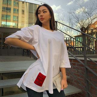 Round-neck Patch-detail T-shirt