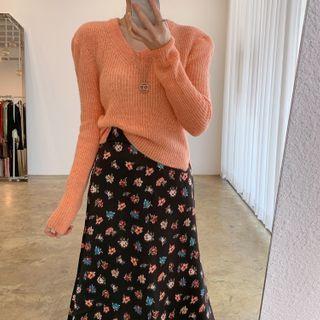 Ribbed Knit Top / Floral Print Midi A-line Skirt