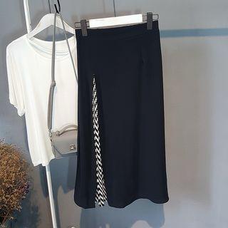 Pleated Panel Long Skirt