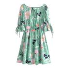 Short-sleeve Floral Open-back A-line Dress