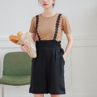 Plain Short-sleeve T-shirt / Suspender Shorts