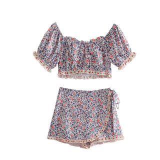 Set: Short-sleeve Floral Crop Top + Skort