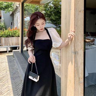 Short-sleeve Square-neck Open-back Midi A-line Dress