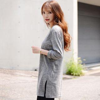Long-sleeve Slit-hem T-shirt