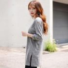 Long-sleeve Slit-hem T-shirt