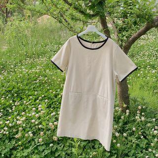 Contrast-piping Shift Dress