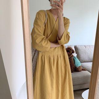 Plain 3/4-sleeve Midi Wrap Dress