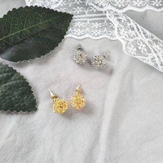 Alloy Wirework Earring
