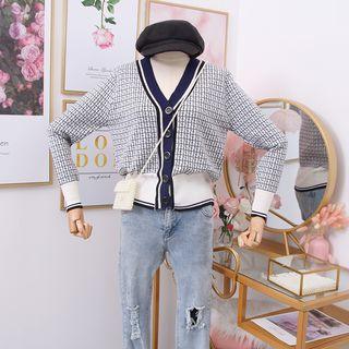 V-neck Plaid Long-sleeved Knit Coat