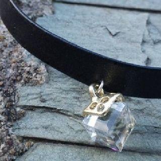 Cube Choker