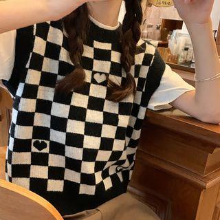 Checkered Heart Print Sweater Vest Vest - Black & White - One Size