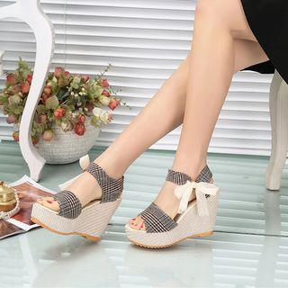 Plaid Wedge Shoes