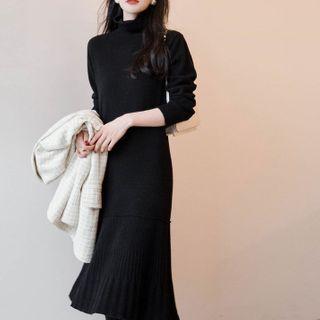 Turtleneck Long-sleeve Knit Shift Dress