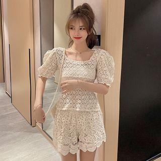 Short-sleeve Lace T-shirt / Wide-leg Shorts
