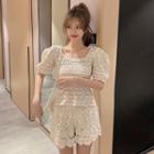 Short-sleeve Lace T-shirt / Wide-leg Shorts