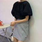 Balloon-sleeve Blouse / Gingham A-line Skirt