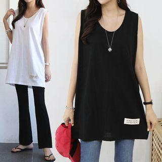 U-neck Tag-patched Tank Top