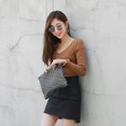 V-neck Long-sleeve Slit-cuff T-shirt