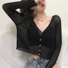 Long-sleeve Buttoned Cropped Knit Top