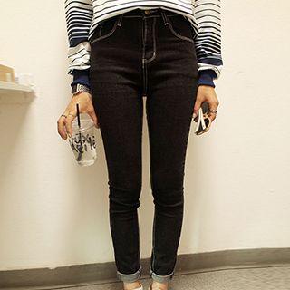 High-waist Tapered Jeans