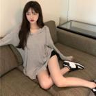 Loose-fit Hooded Light T-shirt