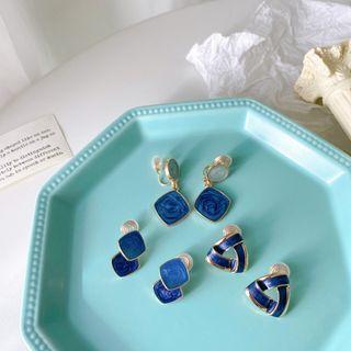 Retro Drop Clip-on Earring