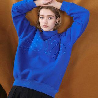 Turtleneck Applique Pullover