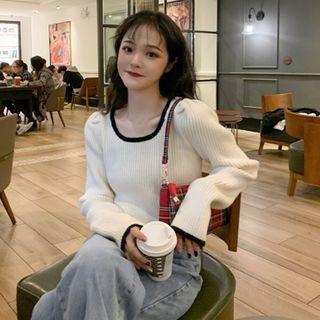 Long-sleeve Contrast Trim Knit Top Beige - One Size