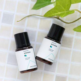 Simplistic - Free Gift - Essence Wonder Sample