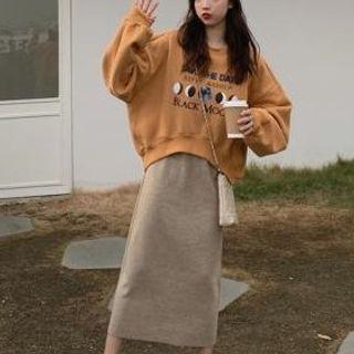 Set: Print Sweatshirt + Midi Sheath Dress